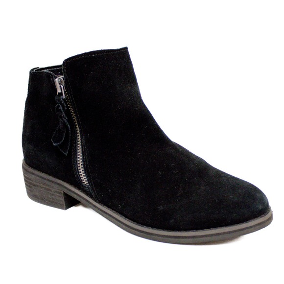 Blondo Liam Waterproof Suede Black Booties Minimalist Ankle Boots Size 7.5 - Picture 1 of 11